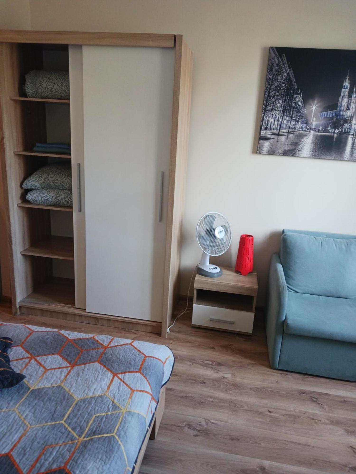Apartamenty Marco 3 Przy Dworcu-Stare Miasto-Super Wi Fi Cracovie Extérieur photo
