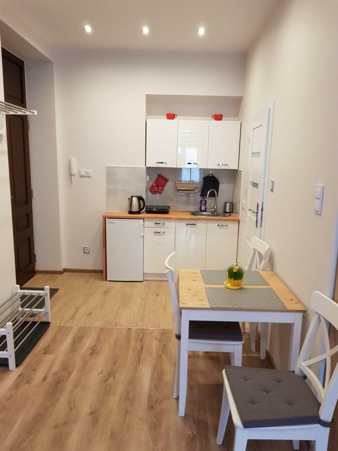 Apartamenty Marco 3 Przy Dworcu-Stare Miasto-Super Wi Fi Cracovie Extérieur photo